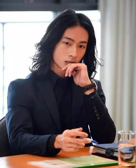 夭寿了！女生最讨厌的8大男性NG发型，真是不堪回首！