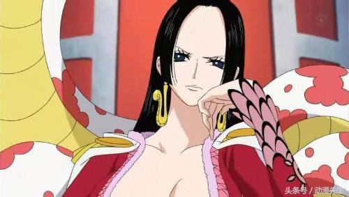 女帝曾是天龙人的奴隶吗,海贼王上一任女帝