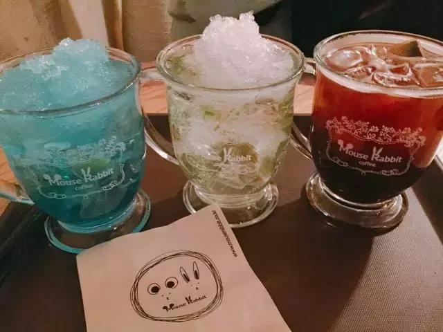 等有钱了，追到韩国欧巴们的店里来场美妙的偶遇！