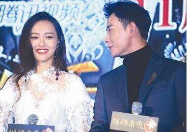 唐嫣黄宗泽七年后重逢去机场,唐嫣黄宗泽恋爱瞬间