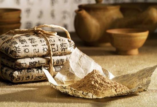 三七的7种正确吃法以前都白吃了,每天吃一勺三七粉有好处没