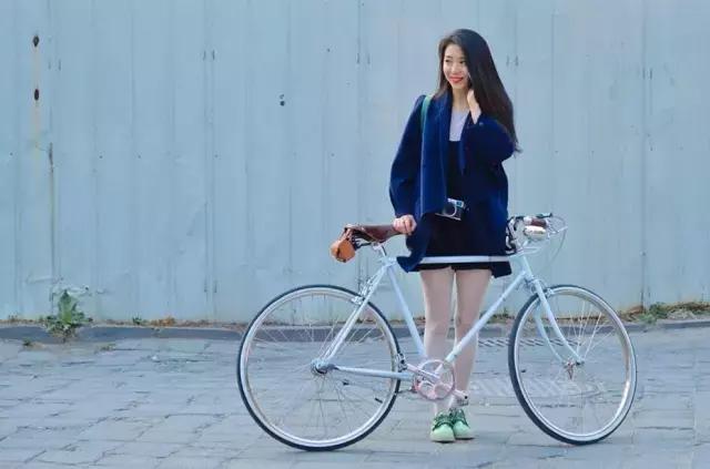 胡八一进入古城,胡八一探索美式情怀