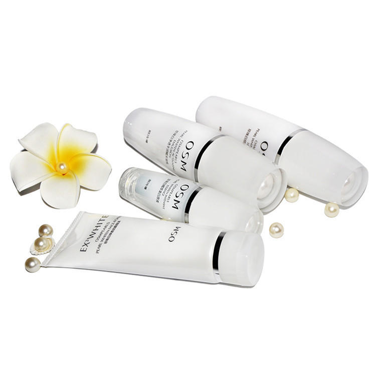 女明星冻龄保养方法,母亲该如何保养自己拥有冻龄颜值