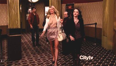 轰动时尚圈LouisVuittonXSupreme系列