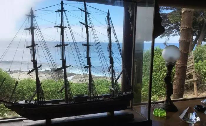 聂鲁达说,没有玩具我就没法活!那么,来看看大诗人怎么活的吧