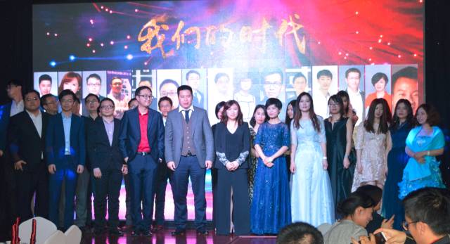 像一杯酒像一首老歌mv,像一杯酒像一首老歌视频素材