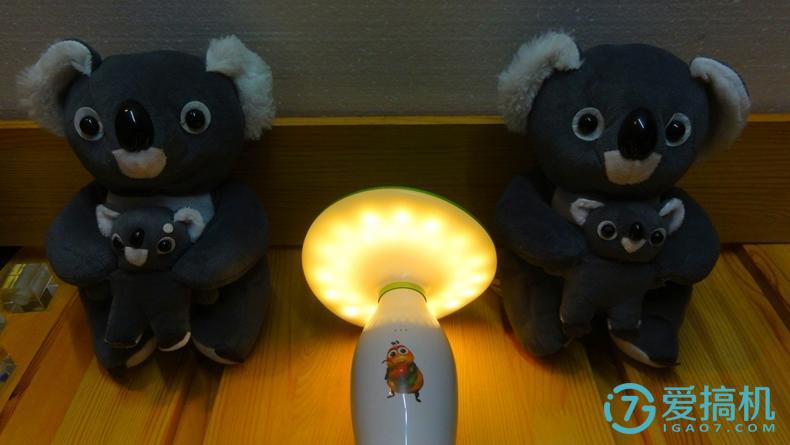 虫虫派智能语音灯：小可蚁语音操控灯，真的是非常“小可以“