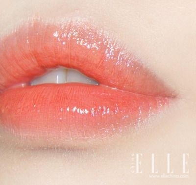 最火的唇妆教程,3d立体唇妆画法视频