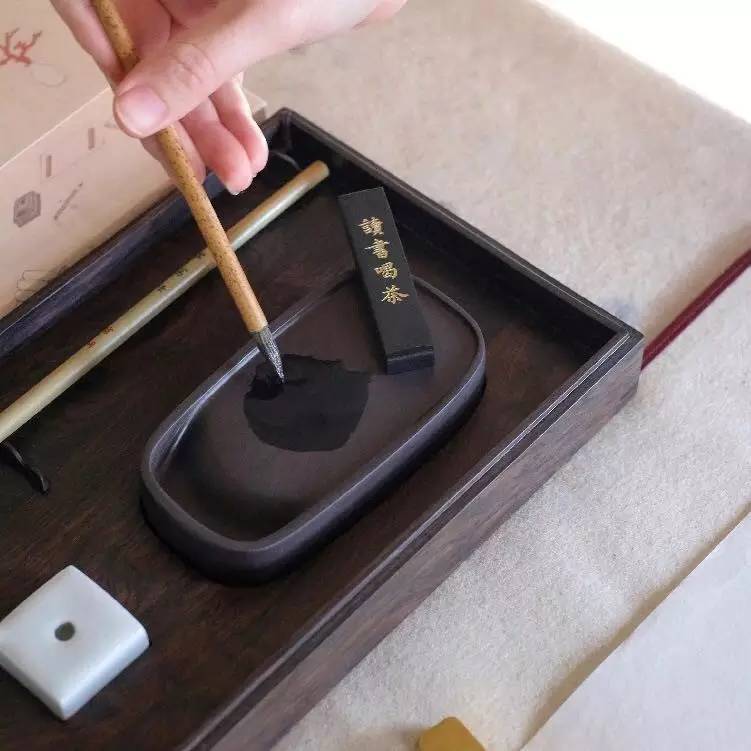 大表姐刘雯的包,刘雯香奈儿包