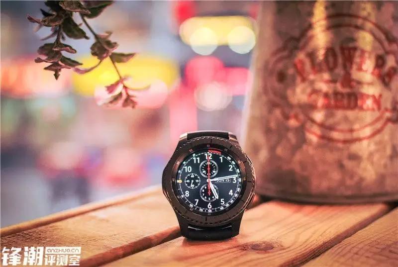 三星手表gears3深度评测,三星智能手表gears3有什么版本