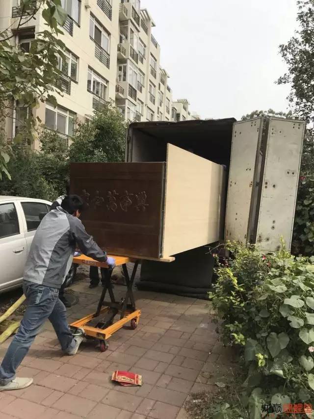 地缸里面漂浮的粉末怎么解决,粘的地缸怎么干得快