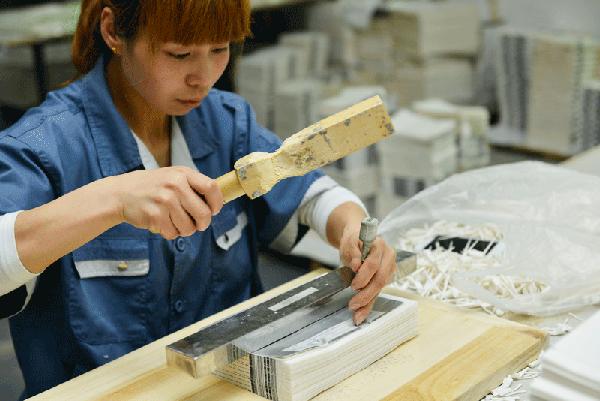 线装书制作用什么纸,线装书的制作方法有哪些