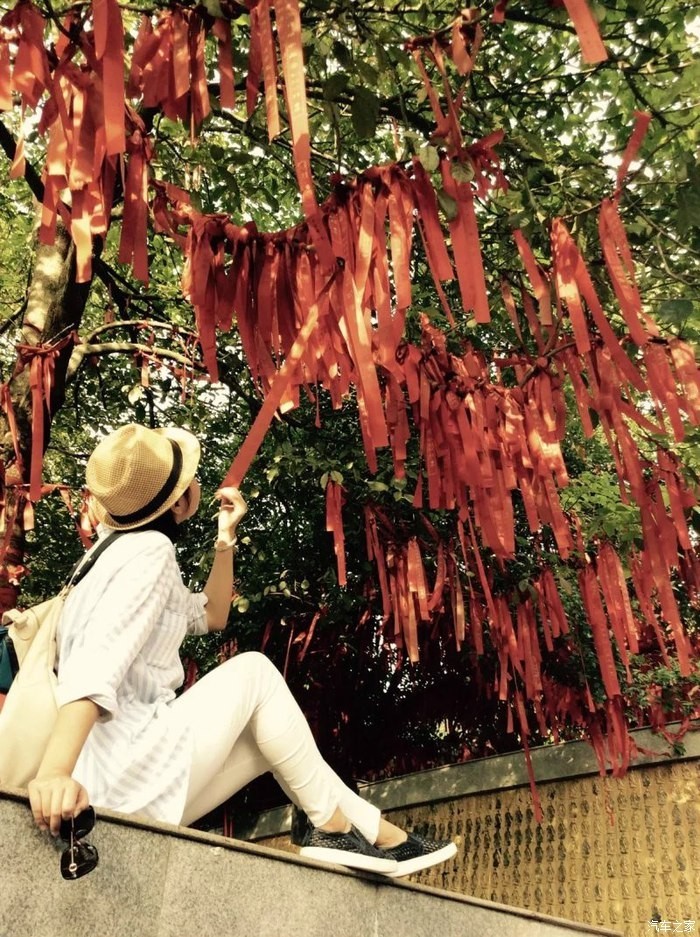 人间真正的观音菩萨身世之谜,观音菩萨真人来历