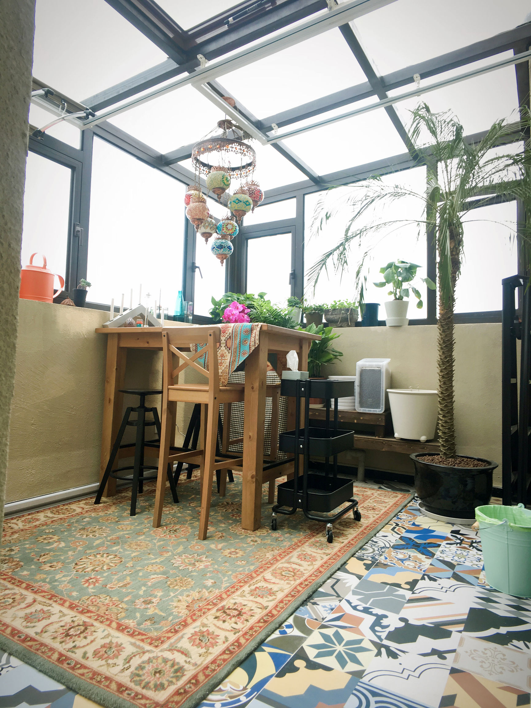 一人住一室挑高房,91平两室一厅一卫一厨装修