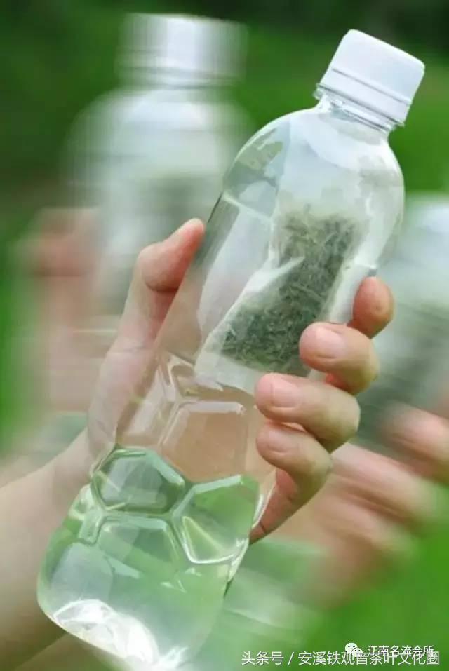 茶叶用热水泡完可以用冷水泡吗,茶叶用冷水泡会沉下去吗