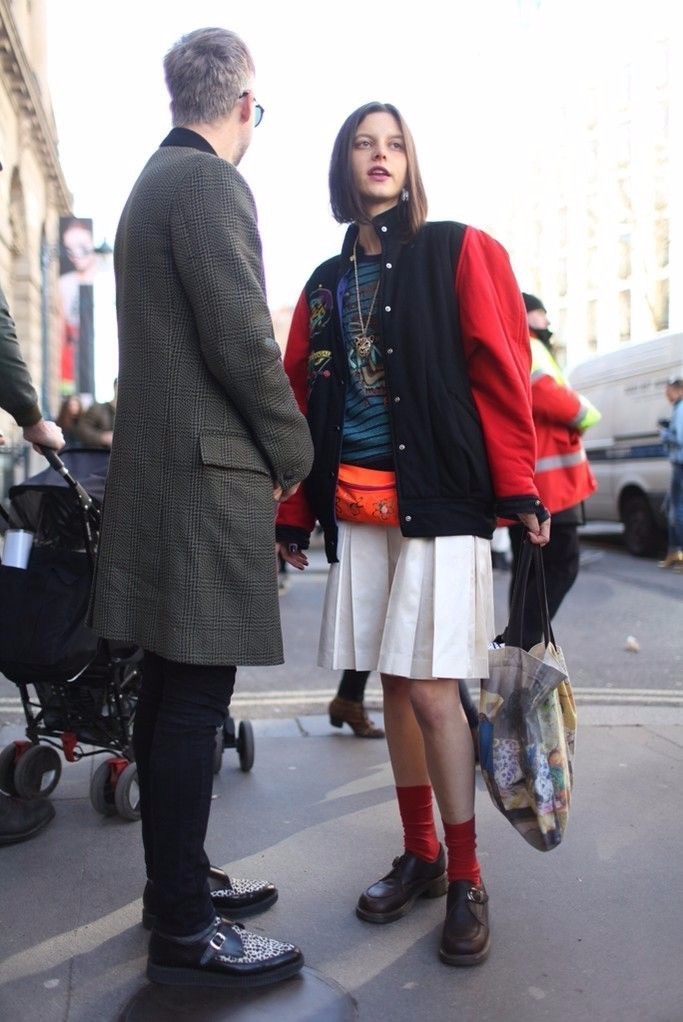 张靓颖瘦成大头,张靓颖造型显胖