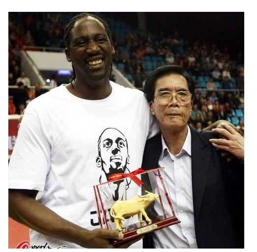 积臣在cba得过mvp吗,cba广东队外援积臣的现状