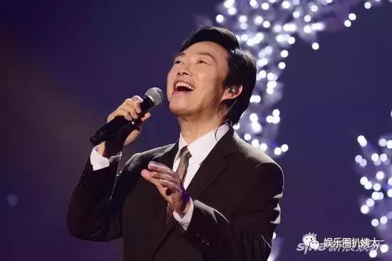 张杰下腰歌唱,张杰大张伟开场舞