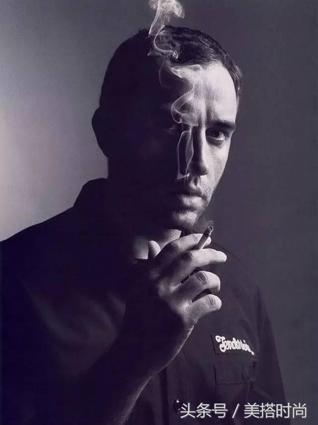 CK被换了个丑炸的logo鹿晗周冬雨有望合作《秒速5厘米》