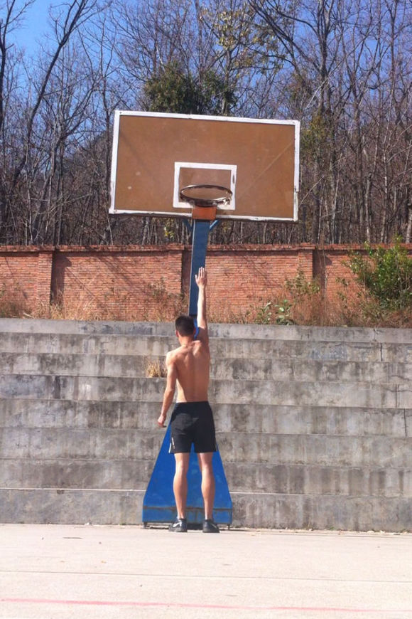 制霸篮球场教学视频,制霸球场