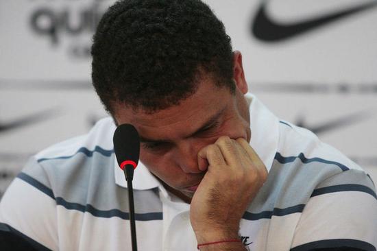 罗纳尔多的感情经历,罗纳尔多的三段婚姻