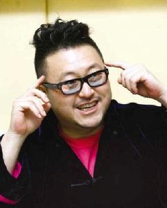 周星驰的黄金配角纷纷离他而去,周星驰的配角为什么会被人熟知