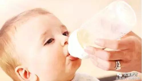 母乳喂养怎样才算排空乳汁,哺乳妈妈需要补气血吗