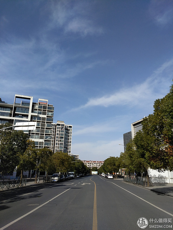 vivoxplay6内外屏是一体的吗,vivoxplay6曲面屏参数