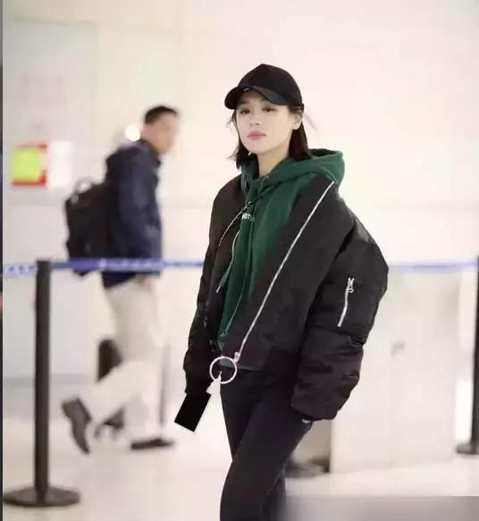 卫衣乱穿姿势,卫衣颠倒