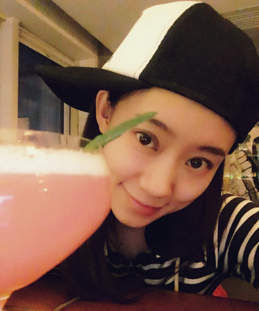 张小斐微博粉丝破百万,张小斐抖音涨了多少粉丝