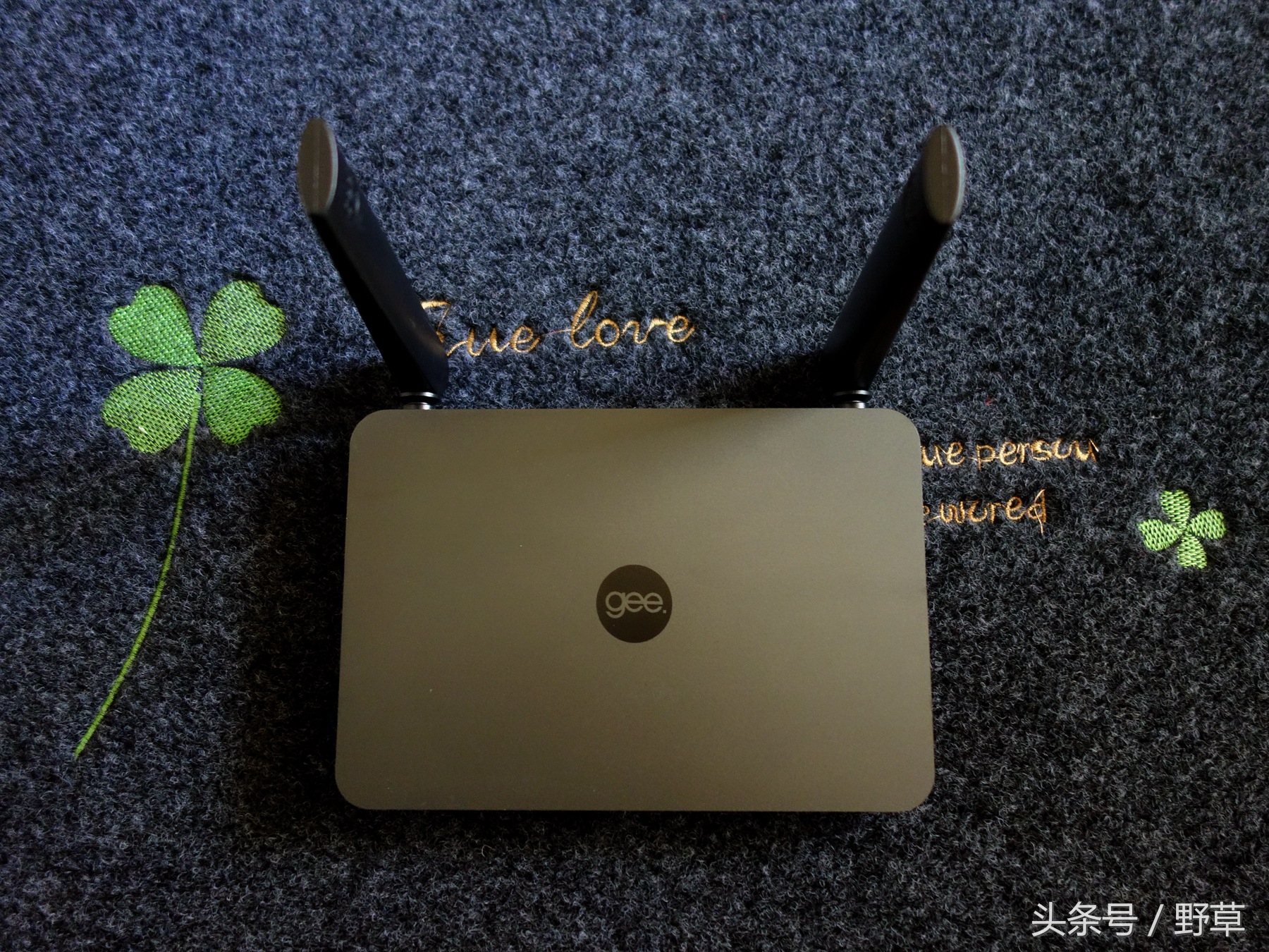 打*网破**速的瓶颈，全千兆网口的带宽利器，极路由4增强版简评