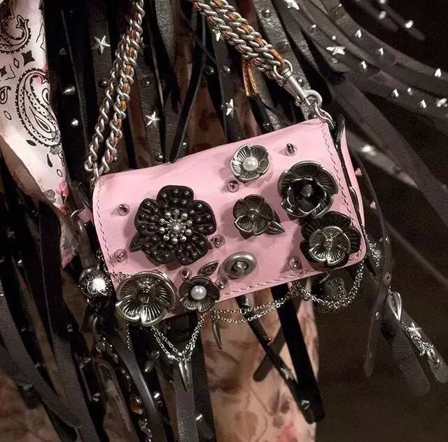 coach美国靠谱代购,在美国买coach为什么这么便宜