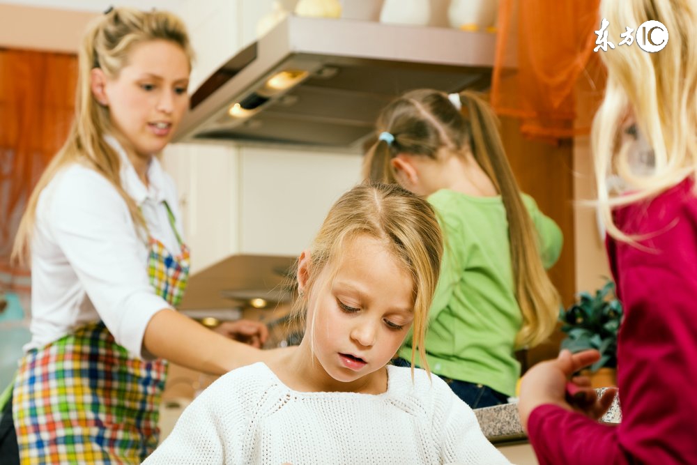 一个妈妈得了绝症是怎样对待孩子,绝症妈妈残忍对待儿子的真相