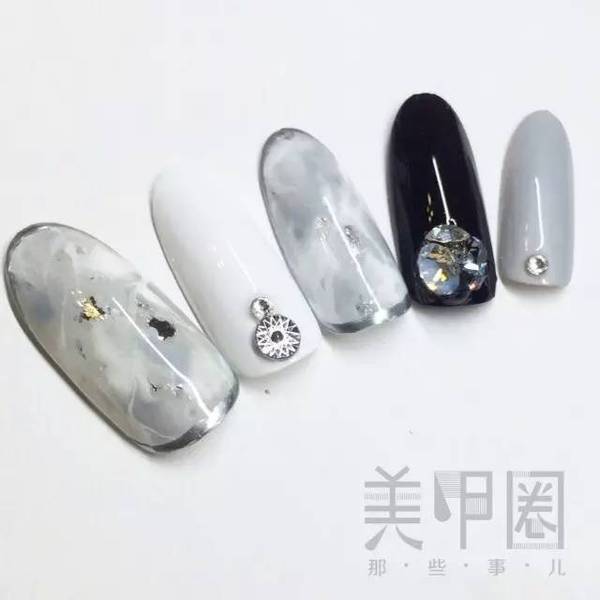 这个情人节，不做男朋友的乖乖女，只做自己的酷girl！