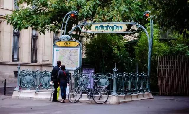 旅游三大烦恼你一定遇到过,旅游要注意的八件事