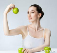 经常不洗澡身体会发臭吗,经常不洗澡会影响脚臭吗