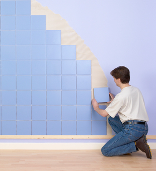 瓷砖空鼓掉落是谁的责任,瓷砖掉落找准方法巧解决