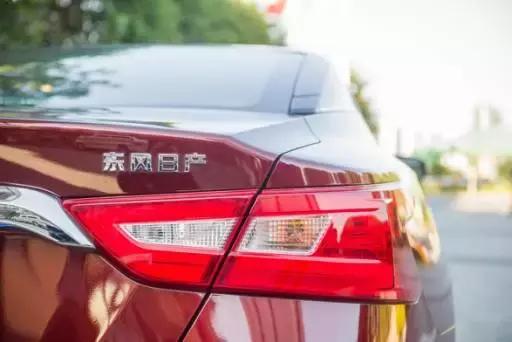 不止于玩舒适更玩质感和西玛来一场科技+奢华的操控体验