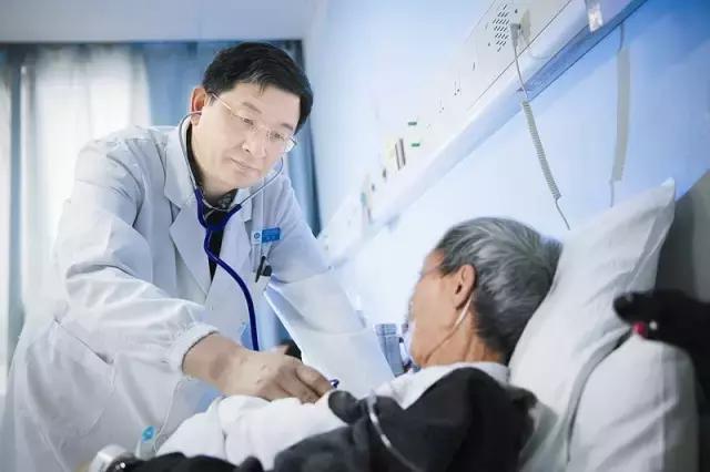 上海人生病了去哪看病,上海人注意什么