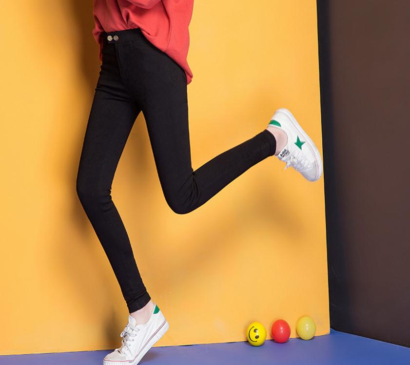 新款时尚显瘦小脚裤,一款超显气质的小脚裤两件套修身