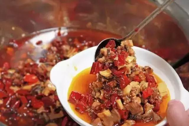 今天下午4点的时候，我打开了我的零食小金库