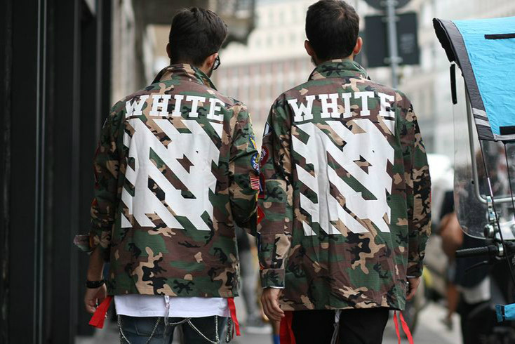 明星都在抢衣服,明星都在抢的卫衣