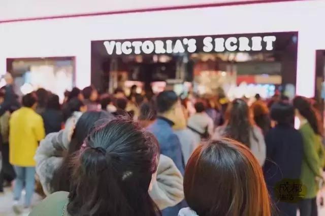成都万象城维密店,维密亚洲首家旗舰店