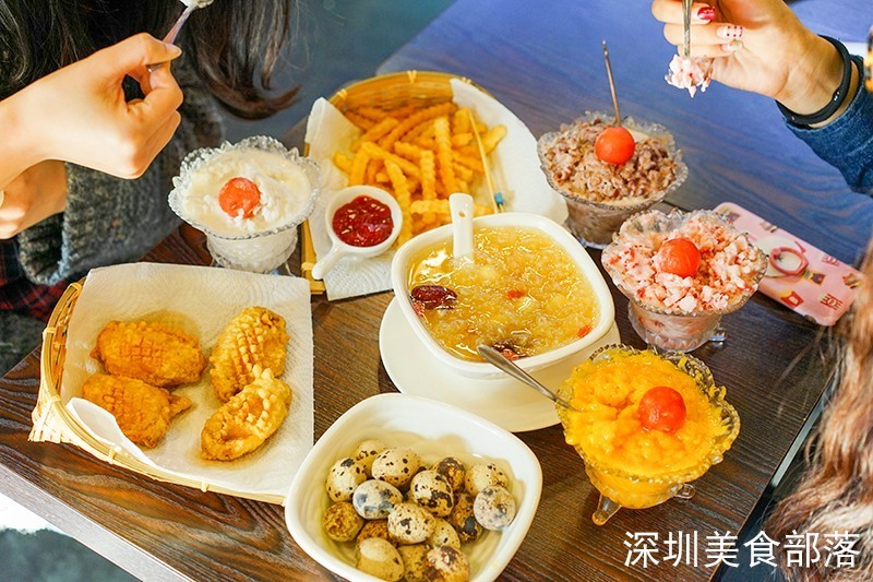 还在2月，已经有一大波人穿着毛衣排队吃冰了……