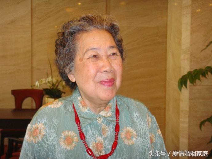 公公婆婆买治疗仪被骗动辄好几千，都是我们的血汗钱，我忍无可忍