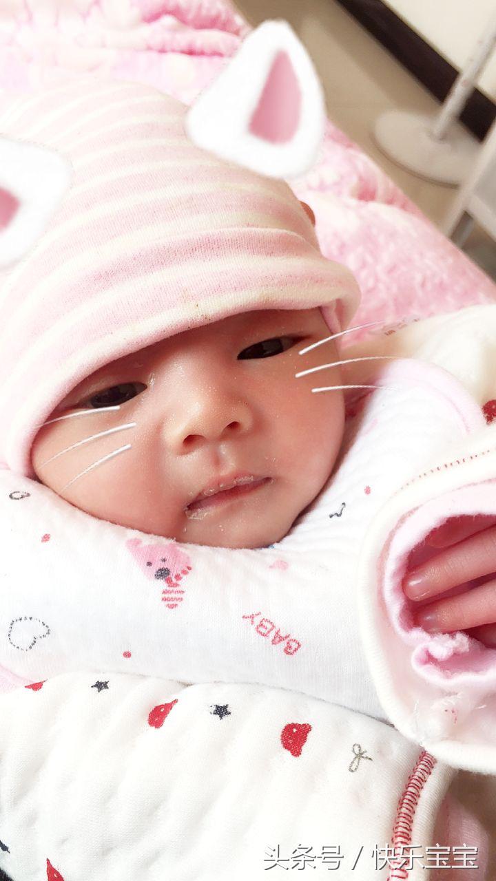 顺产女宝呛羊水只认奶瓶，孕妈用心扭转哺乳成功！