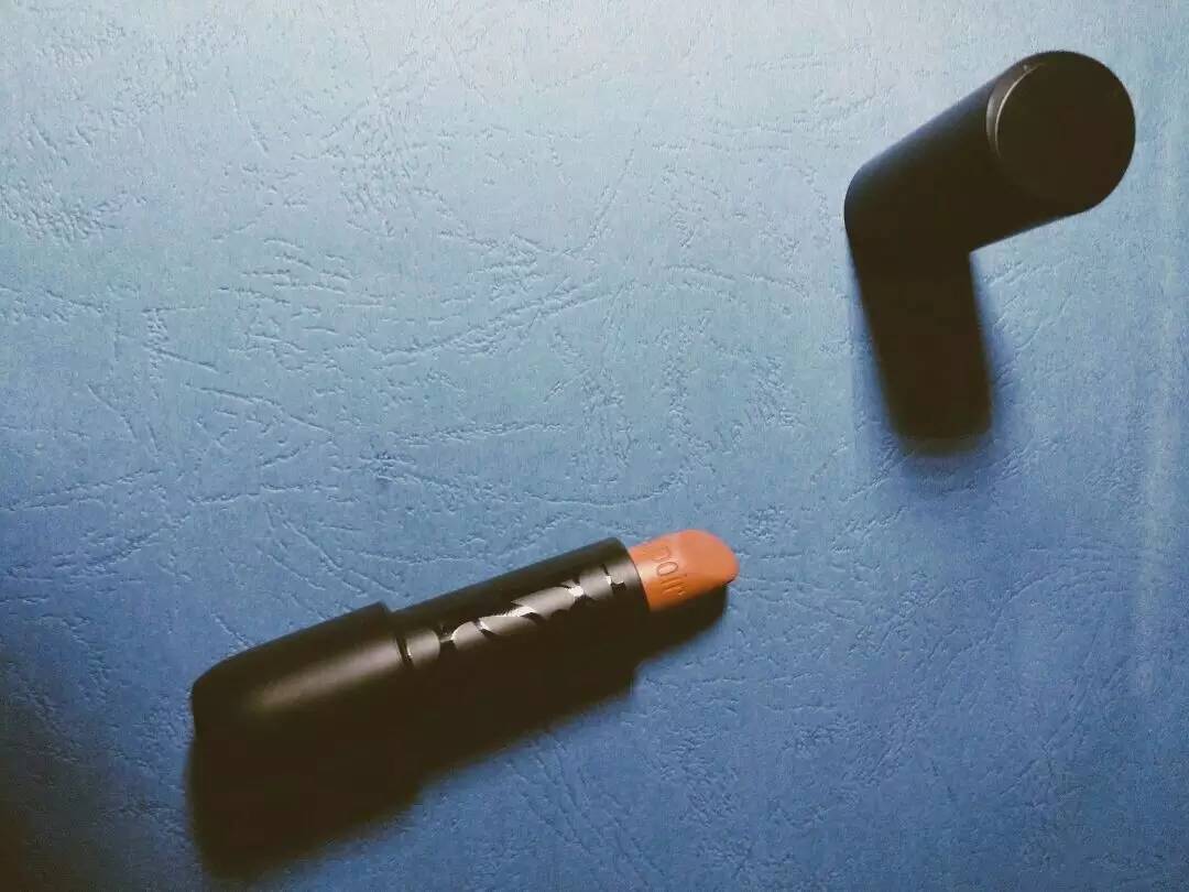 怎么拥有韩剧女主的妆容,你和女主角之间只差一套韩系大衣