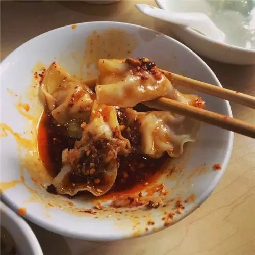 成都宽窄巷子景区特色,成都宽窄巷子有哪些小吃城