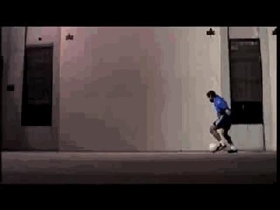 6-12岁足球球感训练足球基本技术,足球对墙训练