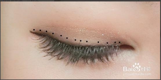 教初学者如何画好哑光眼影，韩流明星最新画法